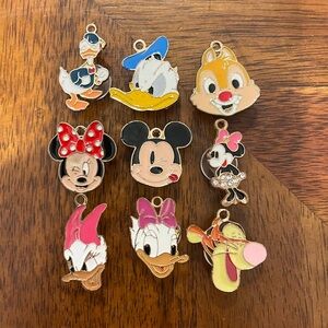 DISNEY MICKEY AND FRIENDS CROC CHARM JIBBITZS